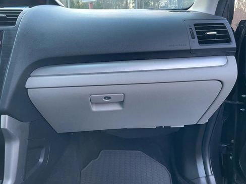 Used 2015 Subaru Forester 2.5i Premium w/ All-Weather Package image 31