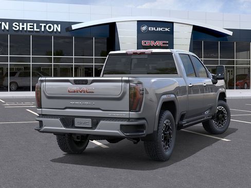 New 2026 GMC Sierra 2500 Denali w/ Denali Reserve Package image 4