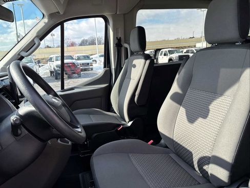 Used 2024 Ford Transit 350 XLT image 12