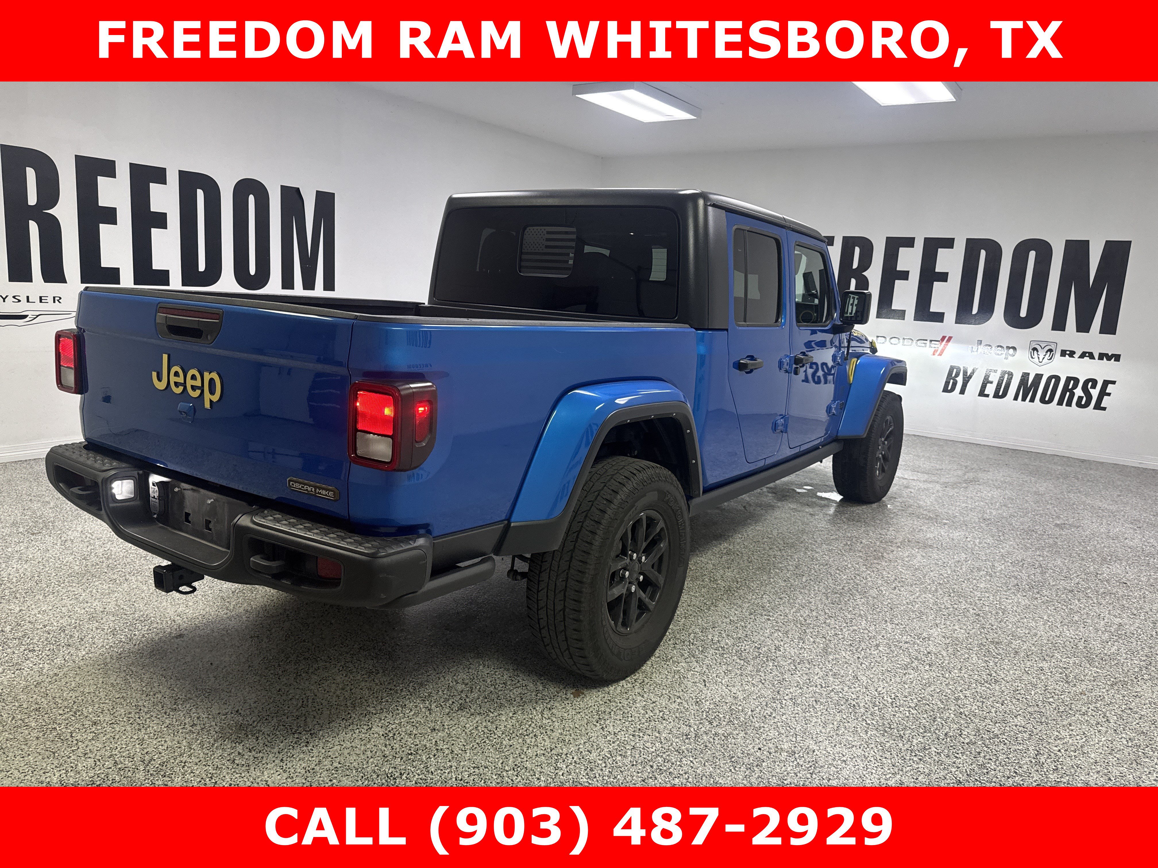 Used 2023 Jeep Gladiator Sport AWD/4WD image 4