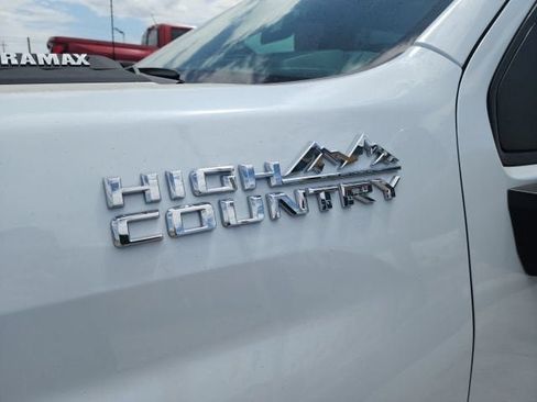 New 2026 Chevrolet Silverado 3500 High Country w/ High Country Premium Package AWD/4WD image 12