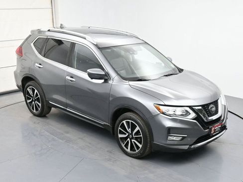 Used 2019 Nissan Rogue SL w/ Premium Package AWD/4WD image 32