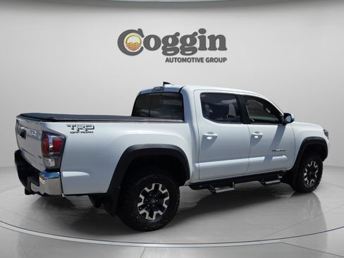 Used 2020 Toyota Tacoma TRD Off-Road RWD image 5