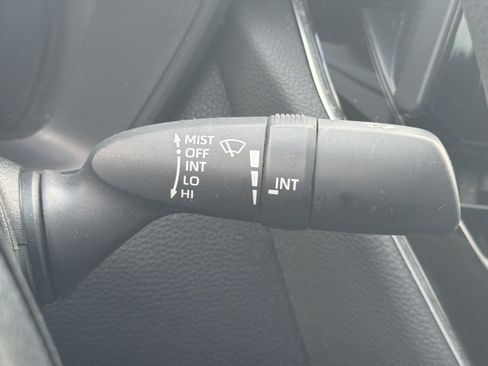 Certified 2022 Toyota Corolla LE FWD image 10