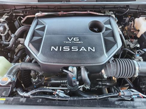 Used 2025 Nissan Armada SV image 30