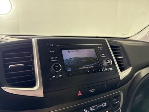 Used 2017 Honda Ridgeline RTL image 18