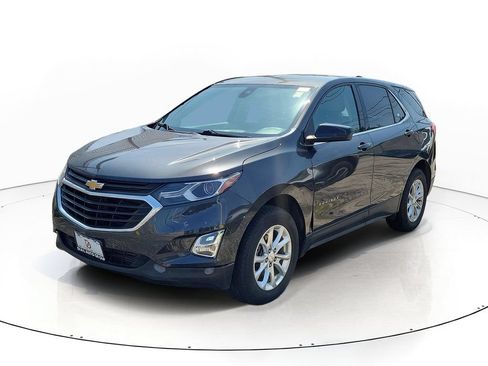 Used 2020 Chevrolet Equinox LT AWD/4WD image 2