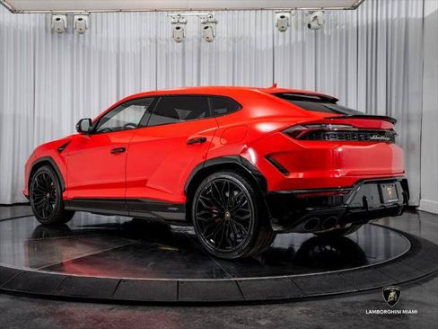 Used 2025 Lamborghini Urus SE AWD/4WD image 10