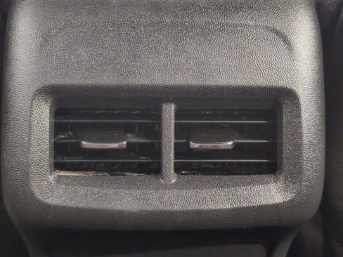 Certified 2023 Chevrolet Equinox LS image 20