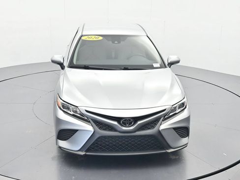 Used 2020 Toyota Camry SE w/ Convenience Package FWD image 29