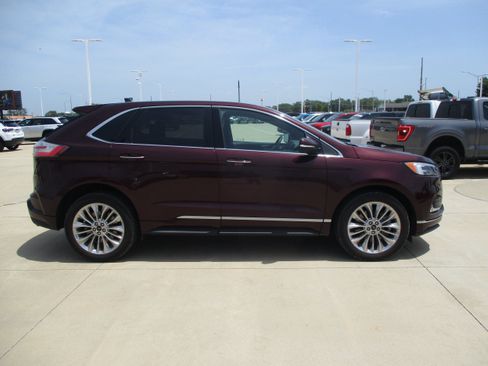 Used 2024 Ford Edge Titanium w/ Titanium Elite Package AWD/4WD image 8