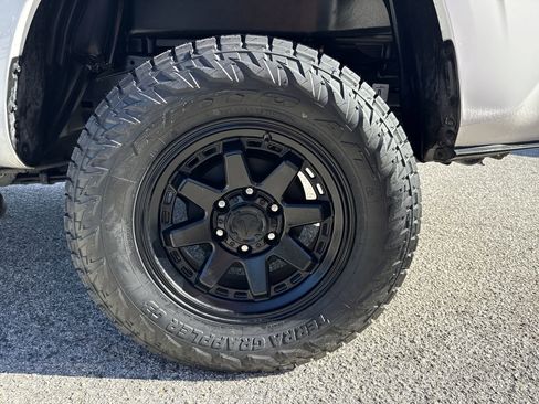 Certified 2023 Toyota Tacoma SR image 18