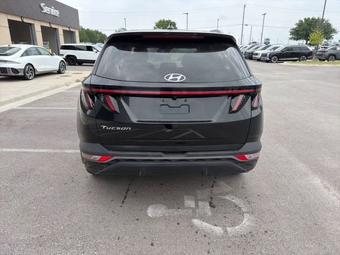 Certified 2022 Hyundai Tucson SEL w/ Convenience + Premium Package FWD image 8