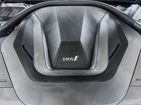 Used 2024 BMW i4 eDrive35 w/ Convenience Package image 38