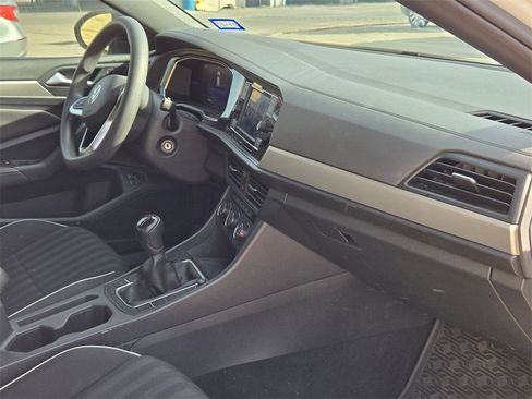 Used 2022 Volkswagen Jetta Sport image 14