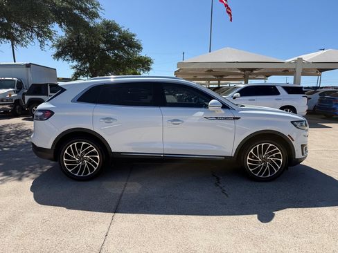 Used 2020 Lincoln Nautilus Reserve w/ Equipment Group 201A FWD image 8