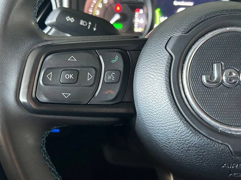Used 2024 Jeep Wrangler Unlimited Rubicon 4xe AWD/4WD image 29