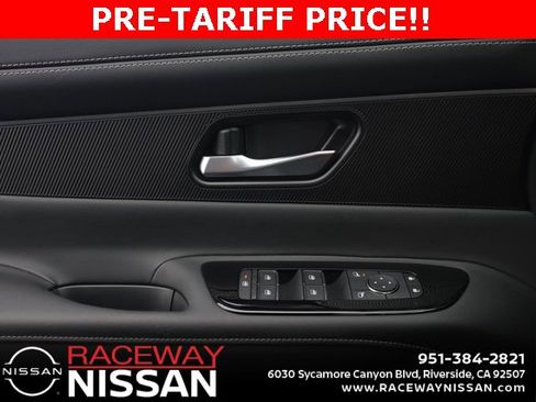 New 2025 Nissan Murano SV image 24