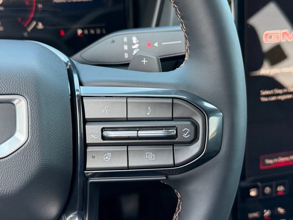 New 2027 GMC Terrain AT4 w/ Technology Package II AWD/4WD image 24