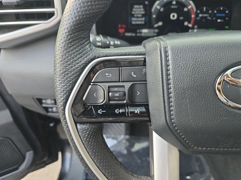 Used 2023 Toyota Tundra Platinum w/ Advanced Package image 18