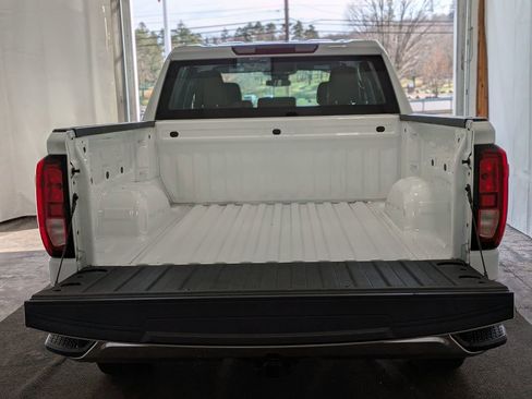 Used 2022 GMC Sierra 1500 Pro w/ Trailering Package AWD/4WD image 11