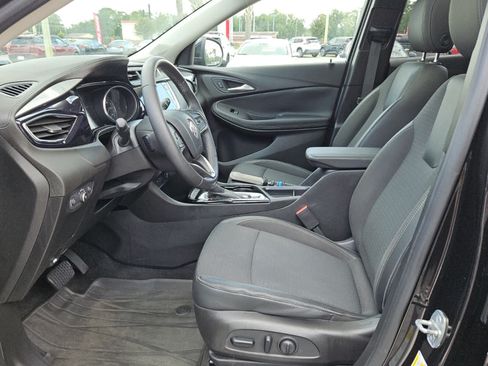 Used 2021 Buick Encore GX Select w/ Experience Buick Package FWD image 3
