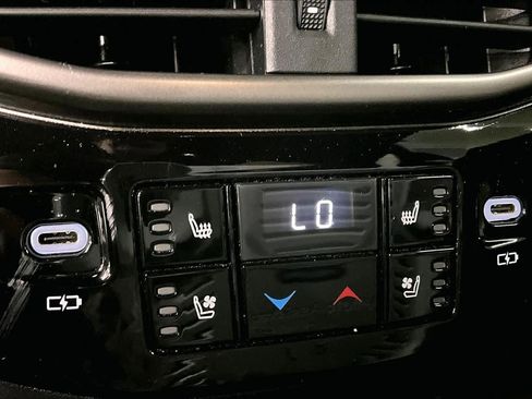 Used 2023 Lexus RX 350 FWD w/ Cold Area Package image 36
