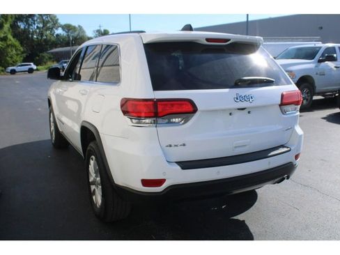 Used 2022 Jeep Grand Cherokee Laredo X image 6