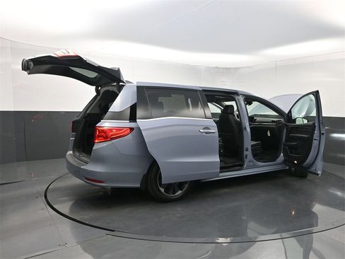 Used 2023 Honda Odyssey Elite image 44