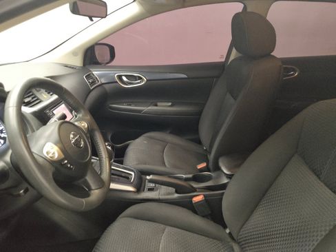 Used 2017 Nissan Sentra SR w/ SR Midnight Edition FWD image 17