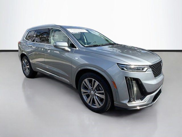 Certified 2025 Cadillac XT6 Premium Luxury w/ Technology Package AWD/4WD image 3