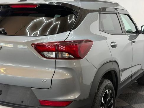 Used 2023 Chevrolet TrailBlazer LT w/ Convenience Package AWD/4WD image 12