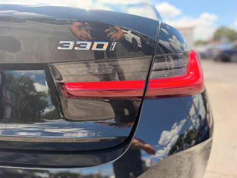 Used 2025 BMW 330i xDrive Sedan AWD/4WD image 28