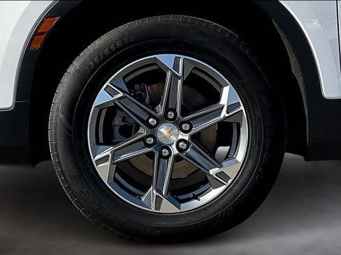 Used 2023 Chevrolet Blazer LT image 10