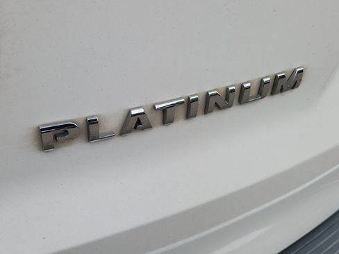 Used 2018 Ford Explorer Platinum AWD/4WD image 7