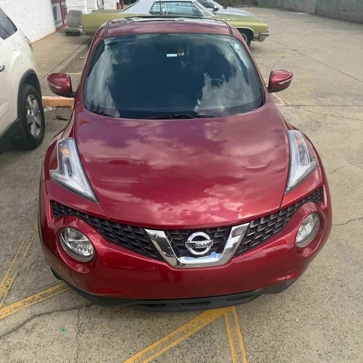 Used 2016 Nissan Juke SV FWD image 3