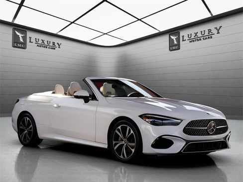 Used 2024 Mercedes-Benz CLE 300 4MATIC Cabriolet image 1