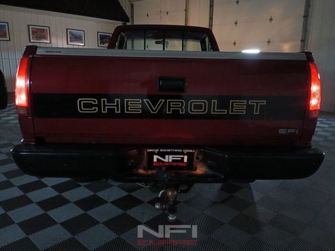 Used 1988 Chevrolet Silverado 2500 2WD Regular Cab image 45