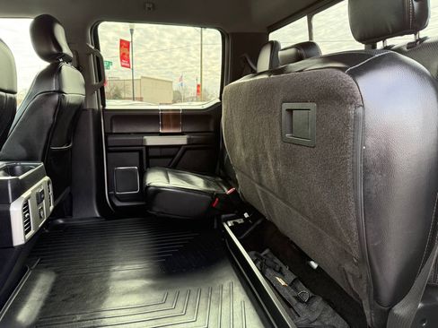 Used 2016 Ford F150 Lariat image 23