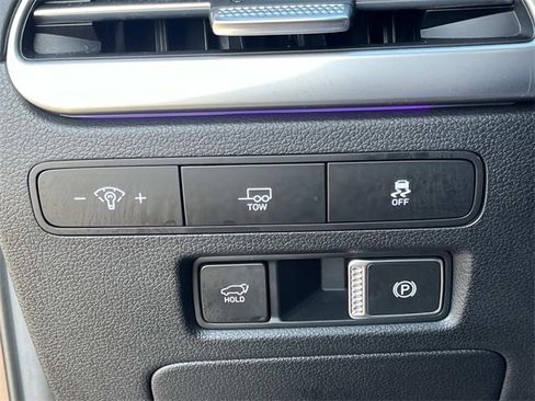 Used 2024 Hyundai Palisade Calligraphy image 30