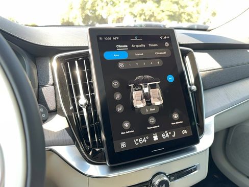 Used 2026 Volvo XC90 B6 Ultra image 22