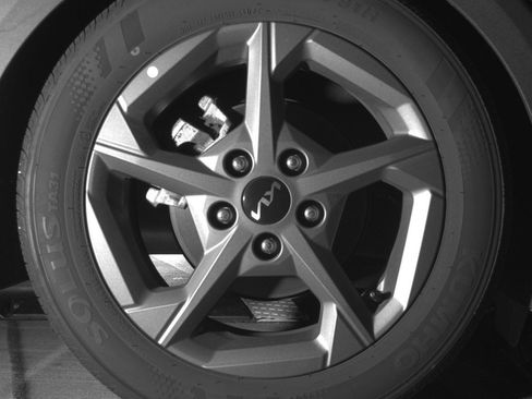 Used 2025 Kia K4 LXS image 15