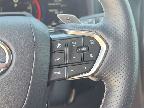 Used 2026 Lexus LX 600 F Sport AWD/4WD image 31