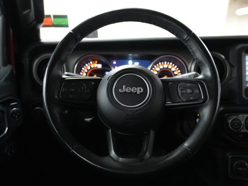 Used 2022 Jeep Gladiator Sport image 18