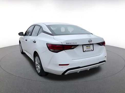 Used 2025 Nissan Sentra S image 11