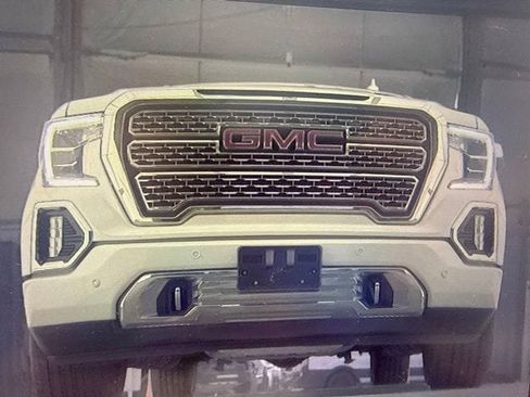 Used 2021 GMC Sierra 1500 Denali w/ Driver Alert Package II AWD/4WD image 11