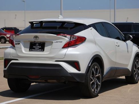 Used 2019 Toyota C-HR Limited FWD image 4