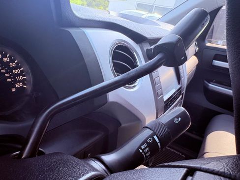 Used 2019 Toyota Tundra SR5 AWD/4WD image 31