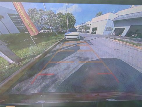 Used 2022 GMC Terrain SLT image 22