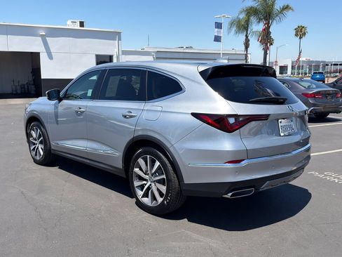 Certified 2026 Acura MDX FWD w/ Technology Package image 8